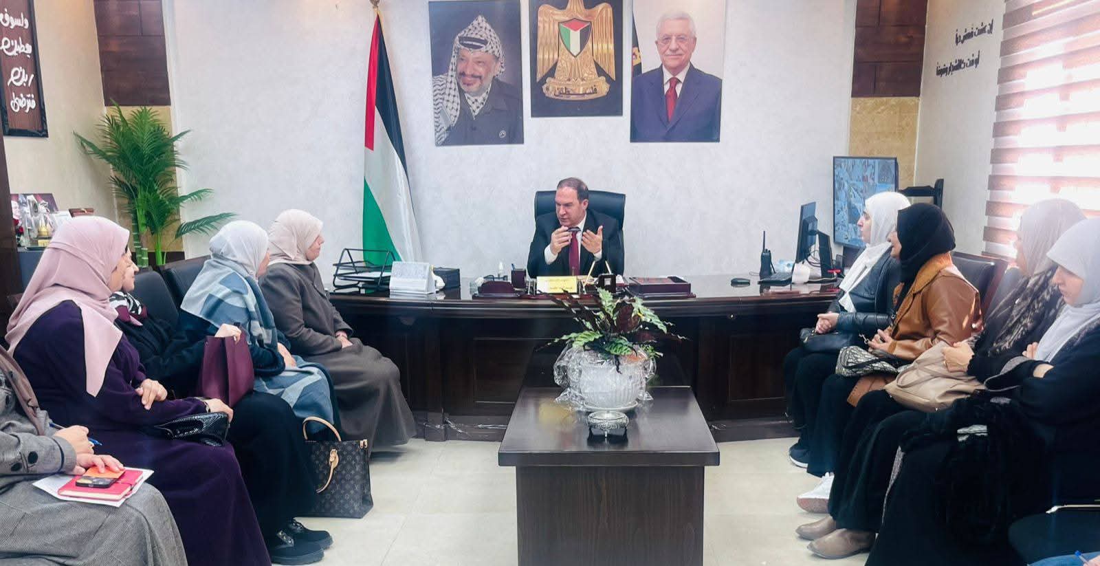 اللواء د. كميل يستقبل نقابة أصحاب المدارس الخاصة و رياض الأطفال بطولكرم