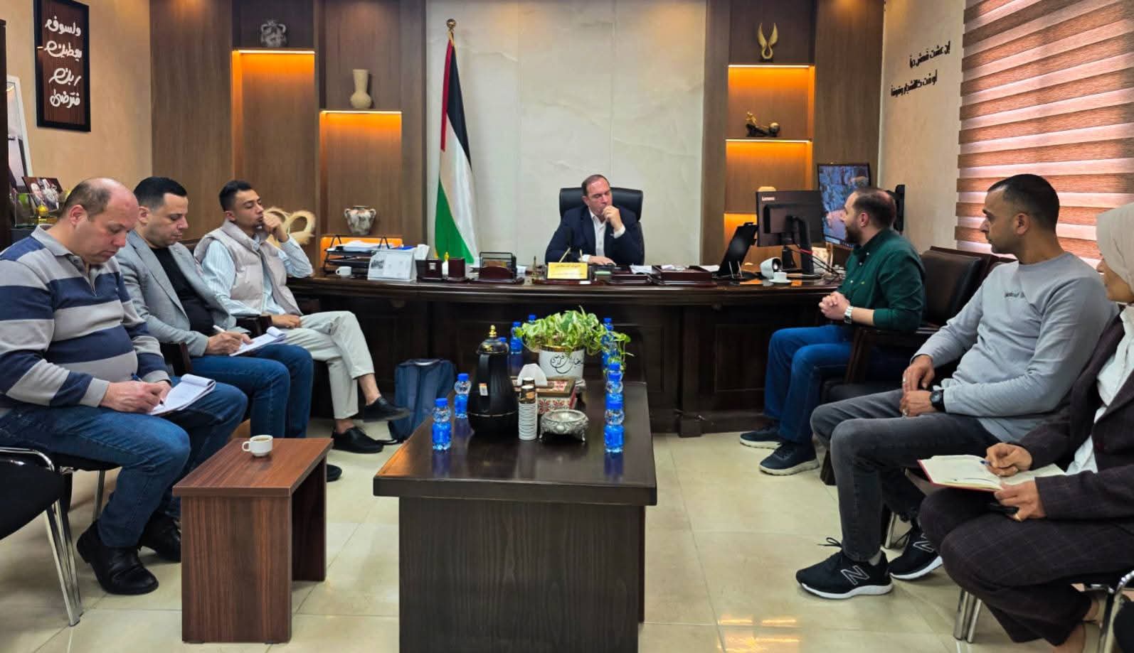 اللواء د.  كميل يستقبل ممثلي شركة غدير المستقبل و يطّلع على منصة “بالما” ضمن تقديم مبادرة مجتمعية